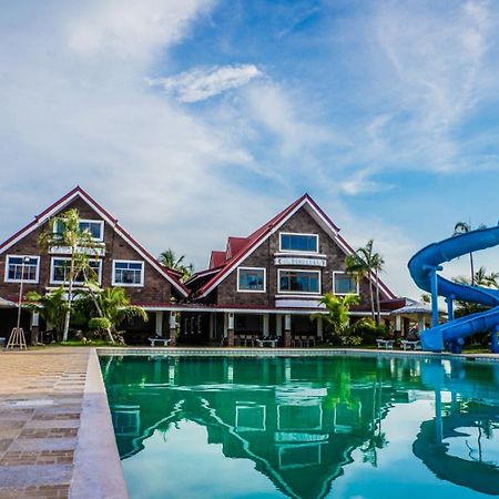 El Pescador Resort Hotel Bolinao Екстер'єр фото